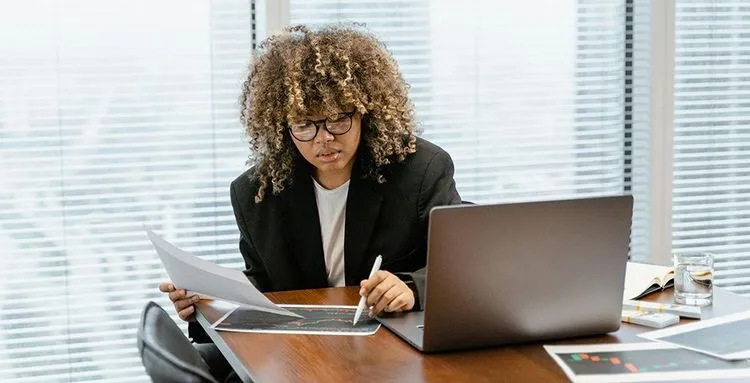 Understanding Inflation: A Guide for Financial Advisors to Educate Clients header