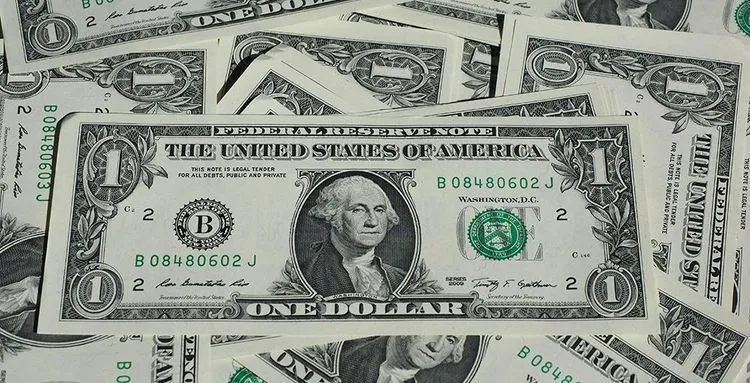 Fed Seen Lowering Interest Rates: What It Means for the Economy and You header