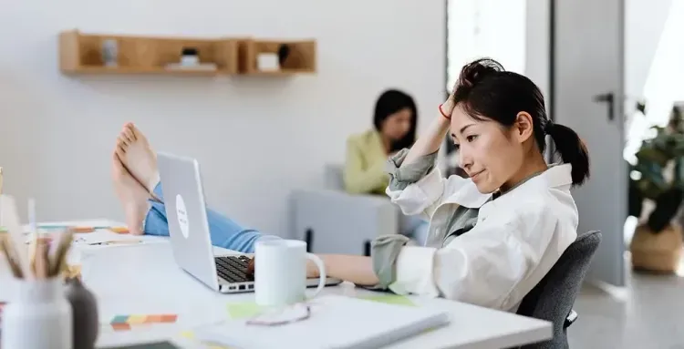 4 Important Things Financial Wellness Programs Teach Employees About Weathering Financial Storms header