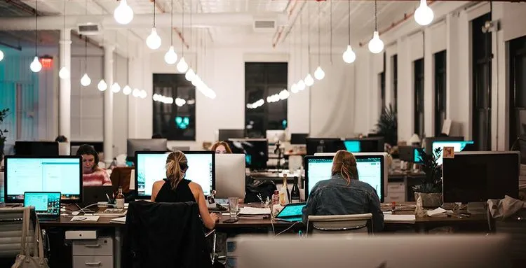 Payactiv and Hr.com Survey Provide Key Insights on the Current State of Employee Financial Wellness header