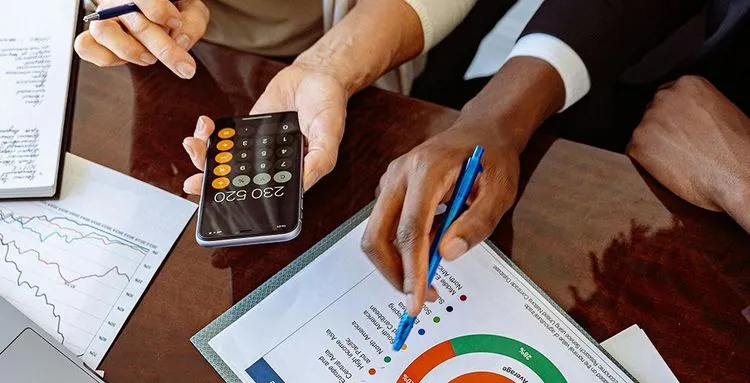 How to Use Visual Content to Improve Client Understanding: A Guide for Financial Advisors header