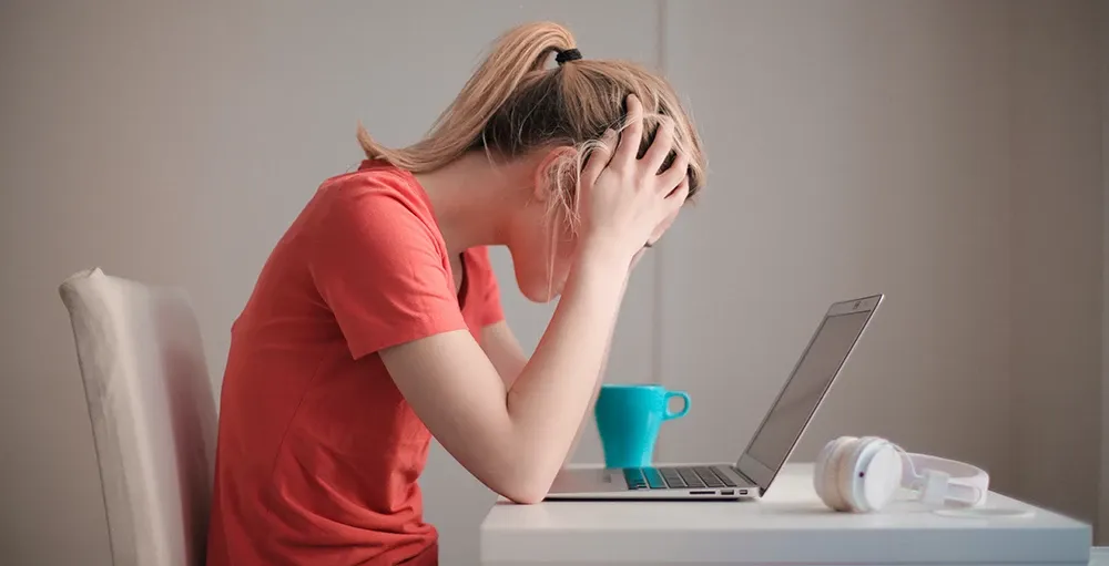 38% of College Students Drop Out Because of Finances – How to Lower That Number header