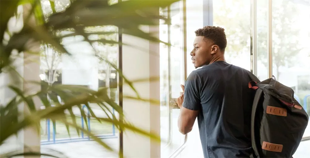 How College Financial Literacy Programs Combat Graduate School Debt header