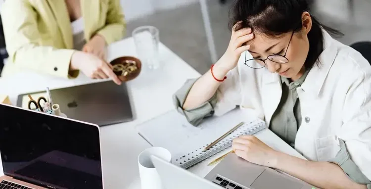 The Unexpected Effects of Debt – Learn How Debt Really Impacts Your Employees header