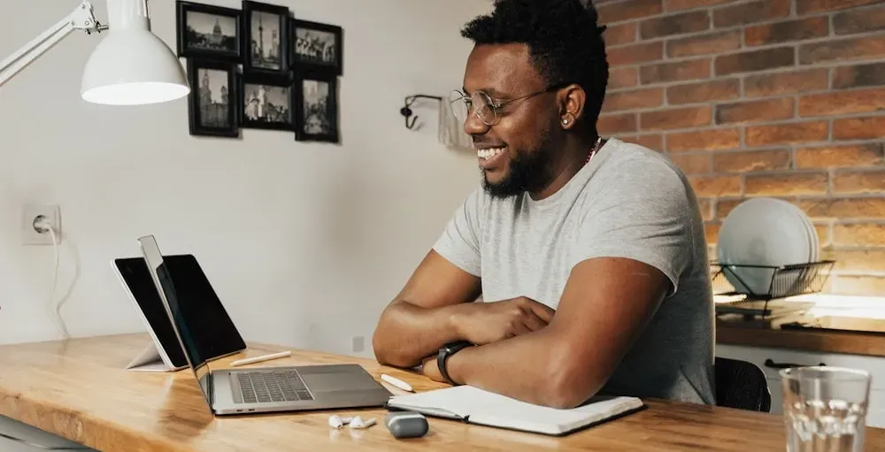 10 Ways to Boost Student Participation in Financial Wellness Programs header